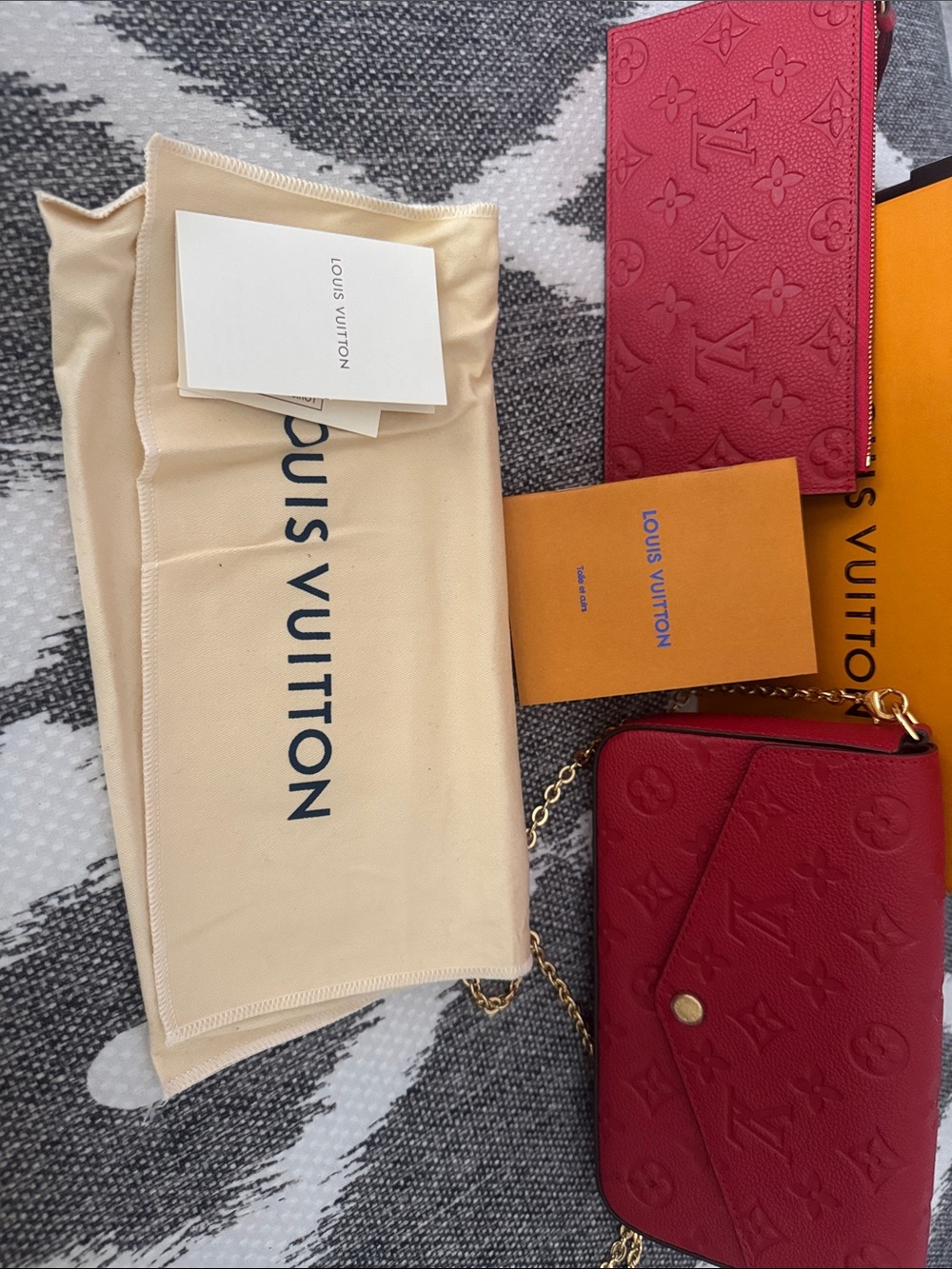 Louis Vuitton Red Monogram Embossed Chain Wallet Trio - Picture 6 of 6